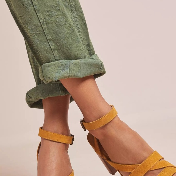 Anthropologie Green Cropped Pants - Picture 10 of 12